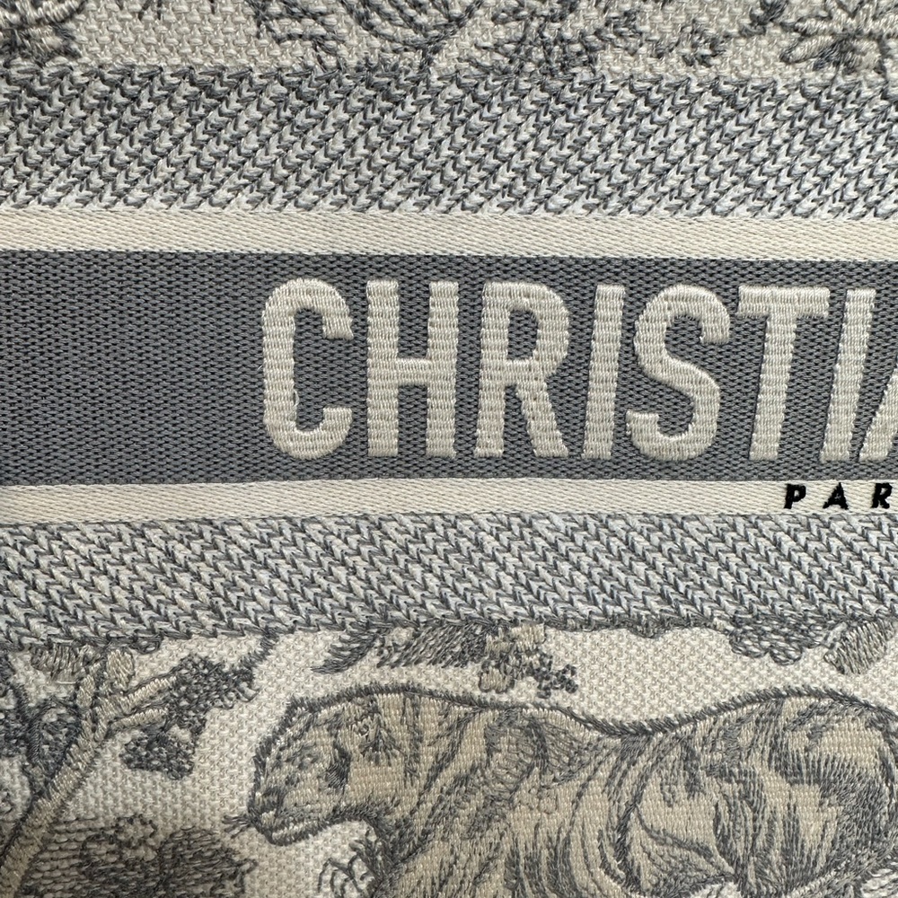 Christian Dior Medium Toile De Jouy Book Tote Shoulder Bag - Picture 8 of 16